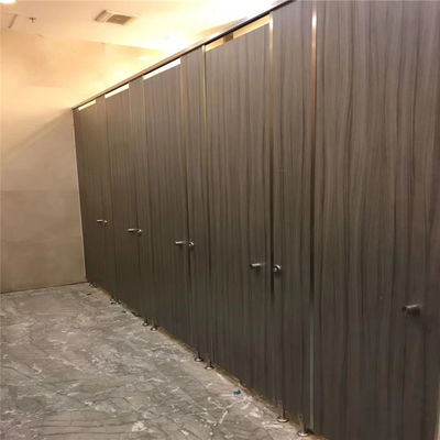 Partisi Cubicle 12mm W1000mm Hpl, Partisi Toilet Komersial Mall